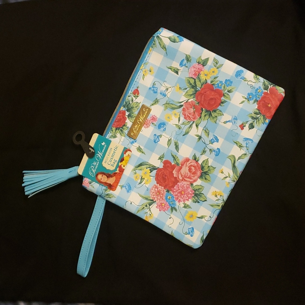 The Pioneer Woman Sweet Rose Cosmetic Bag 8.5" x 7"of - Picture 2 of 10